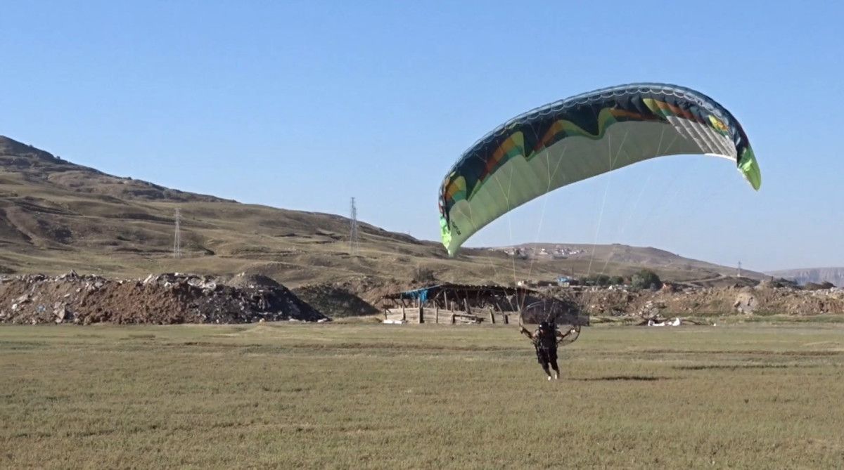Yamaç Paraşütüyle Tanışma ve Gelişen Sevgi
