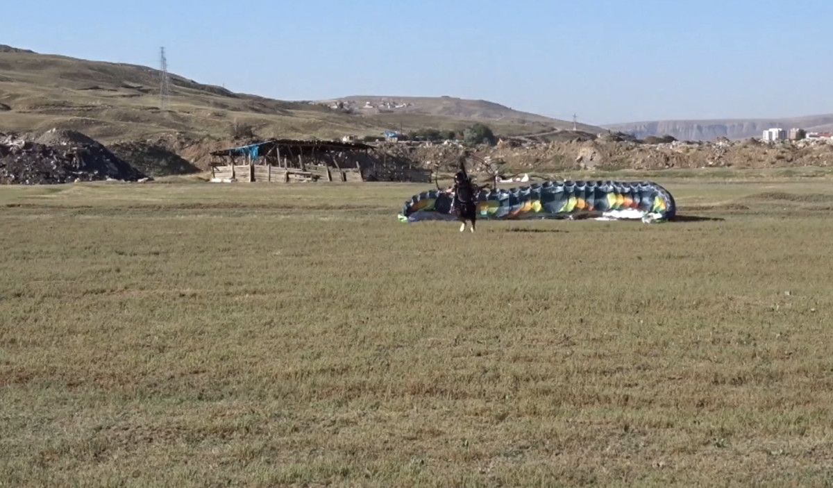 Çankırının Uçan Adamları: Merakla Paraşütçü Olan İnsanlar