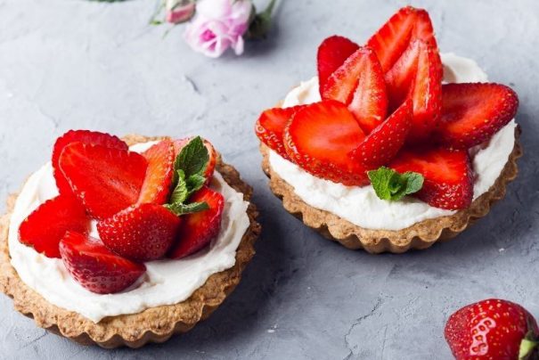 Çilekli Tartolet Tarifi: Lezzetli ve Pratik Bir Tarif