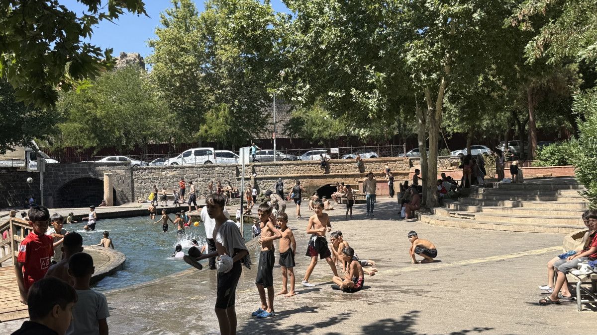 Sıcak Havalarda Çocukların Serinleme Tercihi