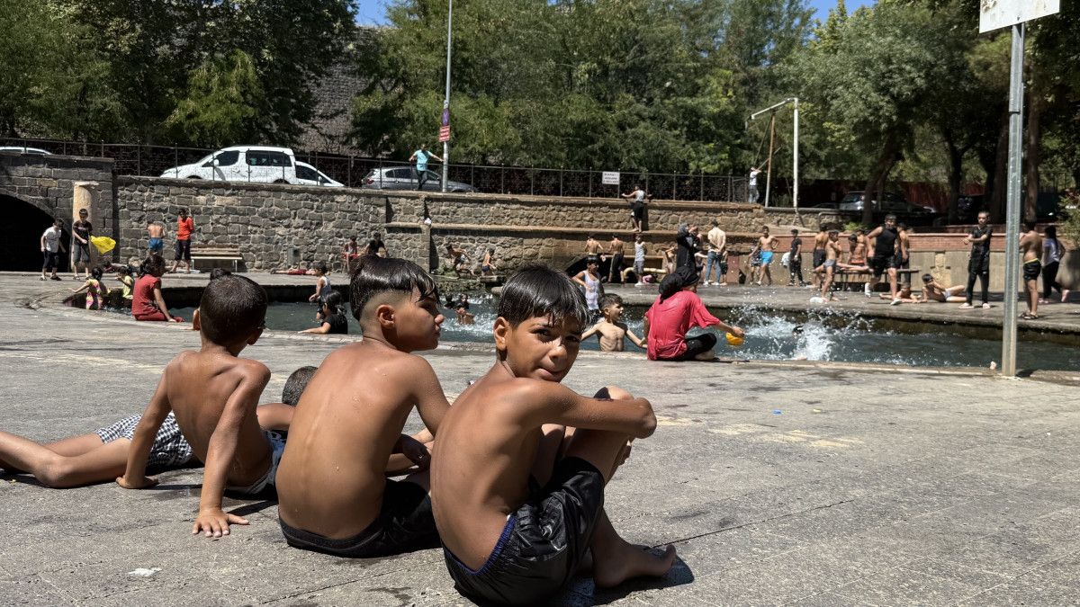 Süs Havuzları ve Çocuklar