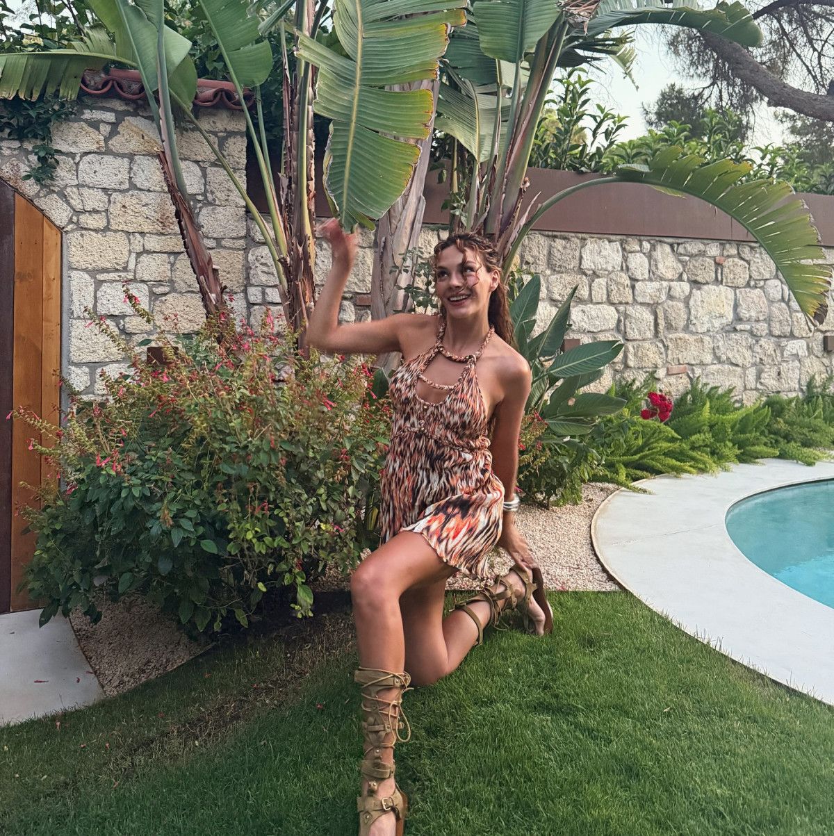 Ebru Şahin'in Yeni İmajı ve Saç Değişimi Sosyal Medyanın Gündeminde