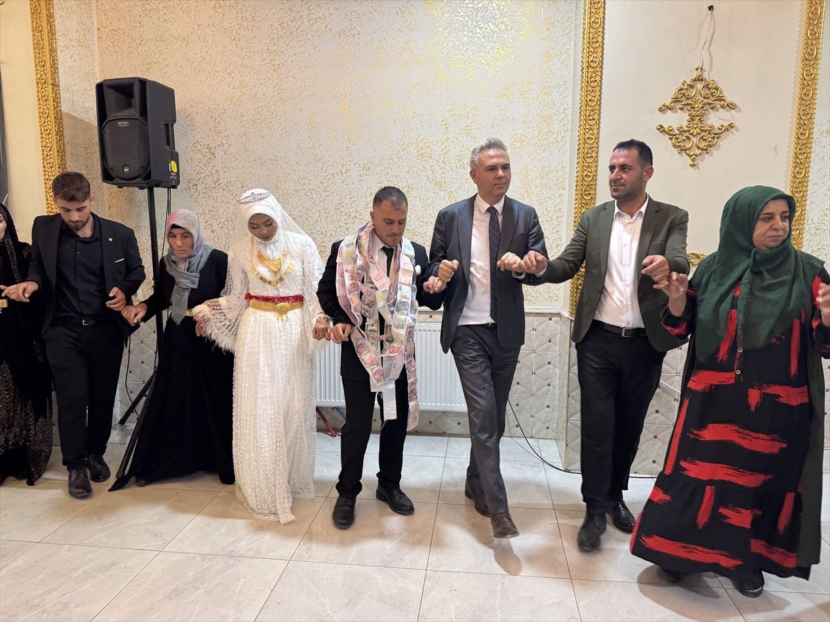 Endonezya'dan Hakkariye Gelin: Düğünde Unutulmaz Anlar Yaşandı