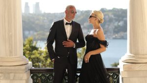 Esra Erol’un Aşk Hikayesi ve Eşiyle Romantik Anları