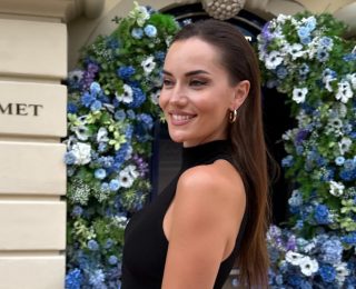 Fahriye Evcen ve Burak Özçivit’in Oğulları Karan’ın İlk Sınıfa Başlangıcı