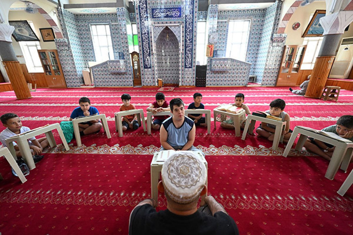 Gaziantep'te Down Sendromlu Enes, Kur'an Kursunun Neşesi Oldu