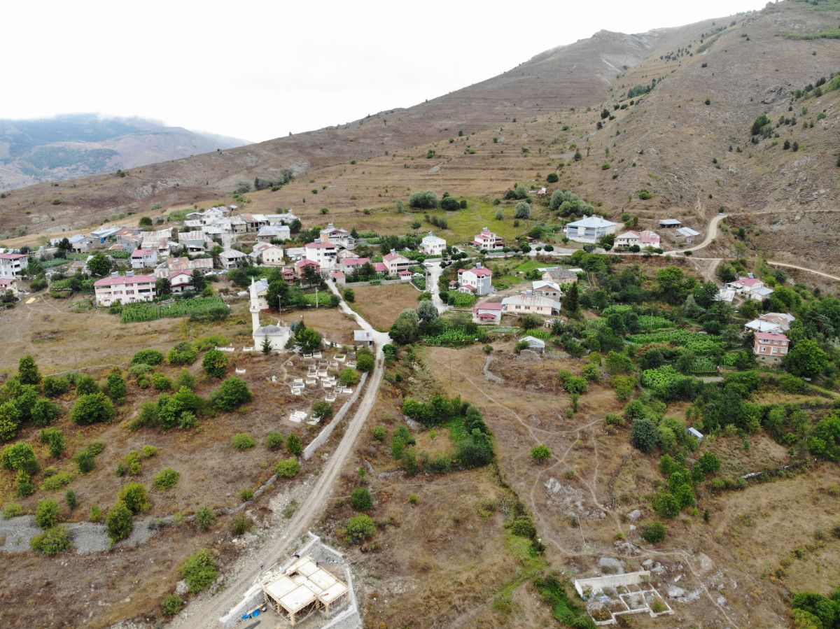 Gümüşhane'deki 143 Yıllık Camiye Deprem ve Heyelan Uyarı Sistemi Kuruldu
