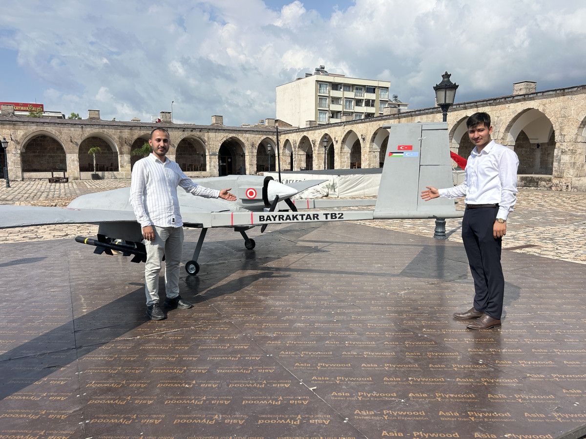 Hatay'da Bayraktar TB2 Ahşap Maket Göz Kamaştırıyor
