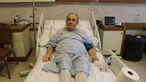 İzmir’de Aşırı İlaç Kullanımı Sonucu Bağırsağı Delinen Hasta Ölümden Döndü