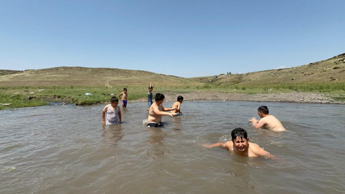 SICAK HAVA ETKİSİNİ SÜRDÜRÜYOR