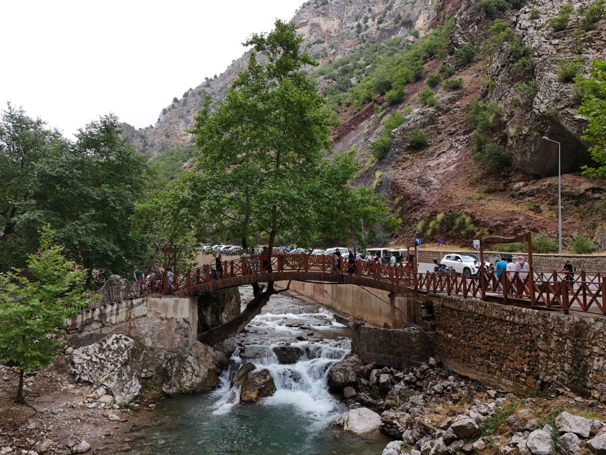 Diğer Şelalelerle Karşılaştırma ve Özellikleri