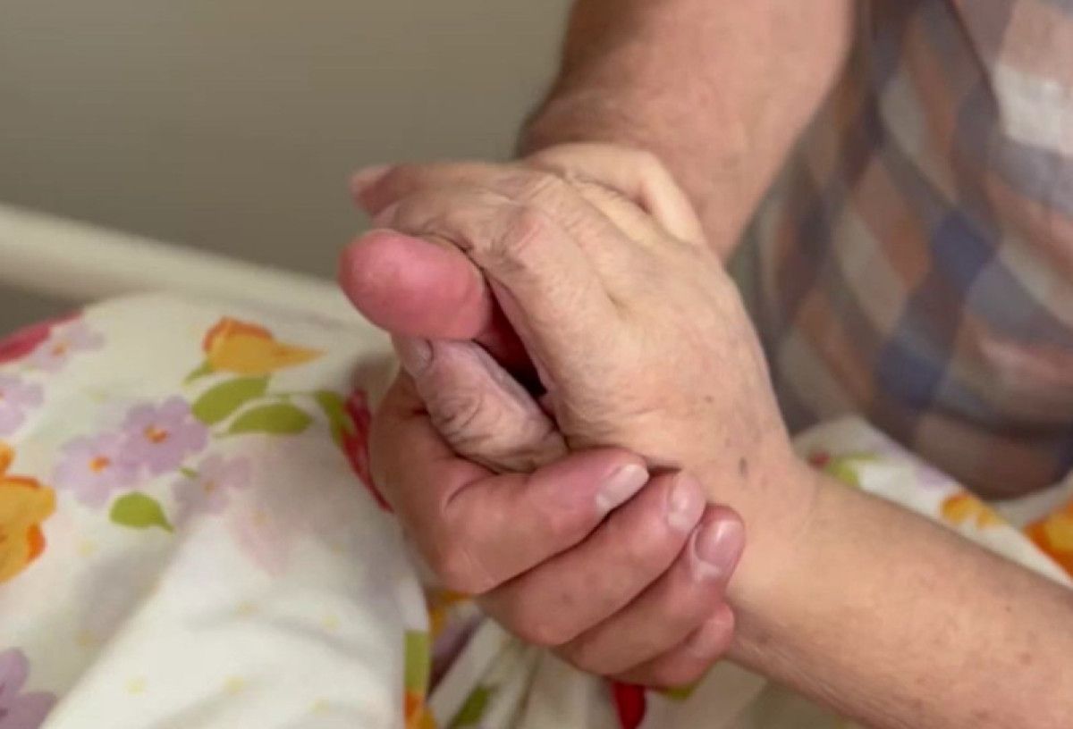 Eşine olan yaklaşımı