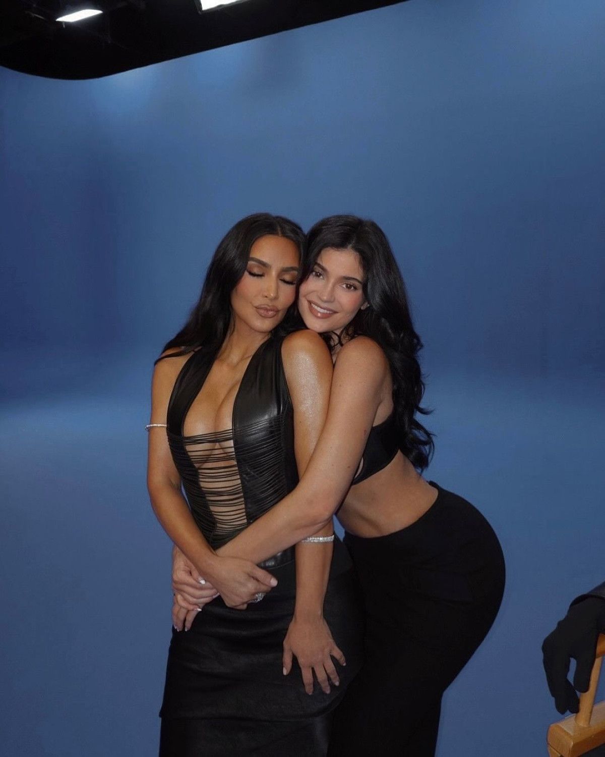 Kim Kardashian'ın Ameliyat Sonrası Paylaştığı Yeni Fotoğrafı