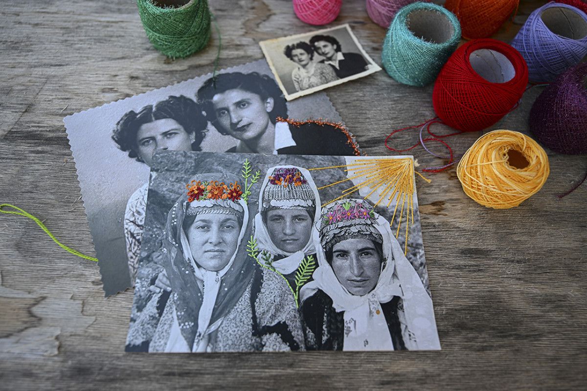 Kimsesiz Fotoğraflara Sanatsal Nakışlı Dokunuşlar ile Duygusal Bir Yolculuk