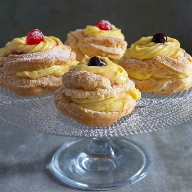 Napoli'nin Meşhur Zeppole Tarifi: Dışı Çıtır, İçi Yumuşacık Nasıl Yapılır?