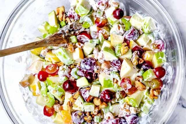 New York’un Ünlü Waldorf Salatası Tarifi ve Hikayesi