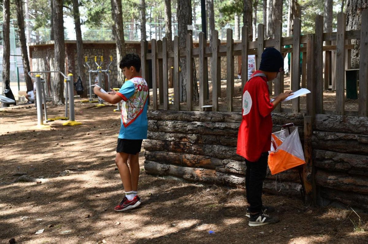 Osmaniye’de Çocuk Şenliğinde Oryantiring Heyecanı ve Eğlence Dolu Anlar