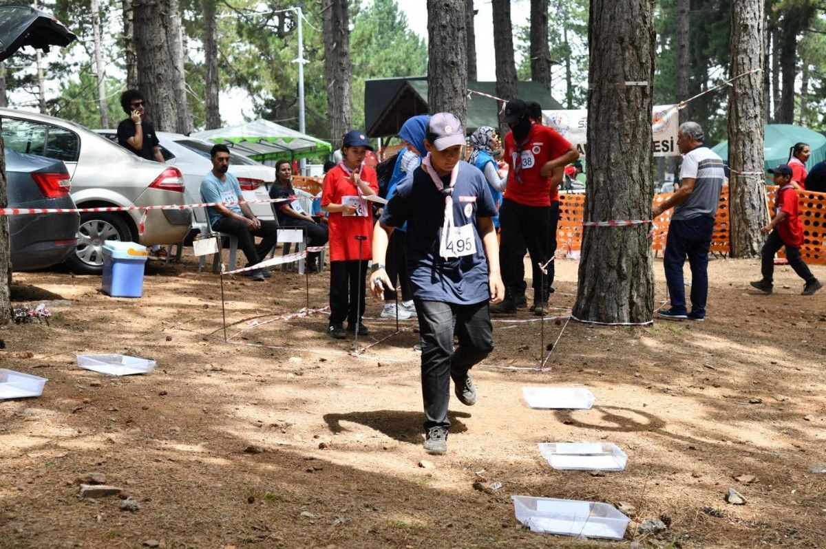 Osmaniye’de Çocuk Şenliğinde Oryantiring Heyecanı ve Eğlence Dolu Anlar