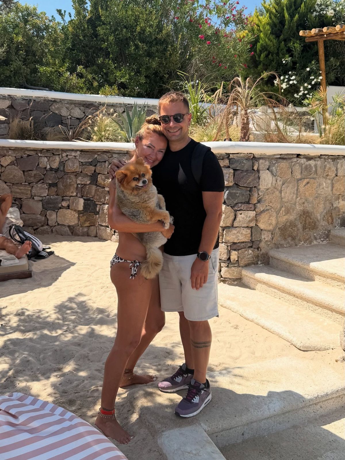 Pınar Altuğ ve Yağmur Atacan'dan Romantik Yaz Pozu: Yazın Sonu Gelmesin