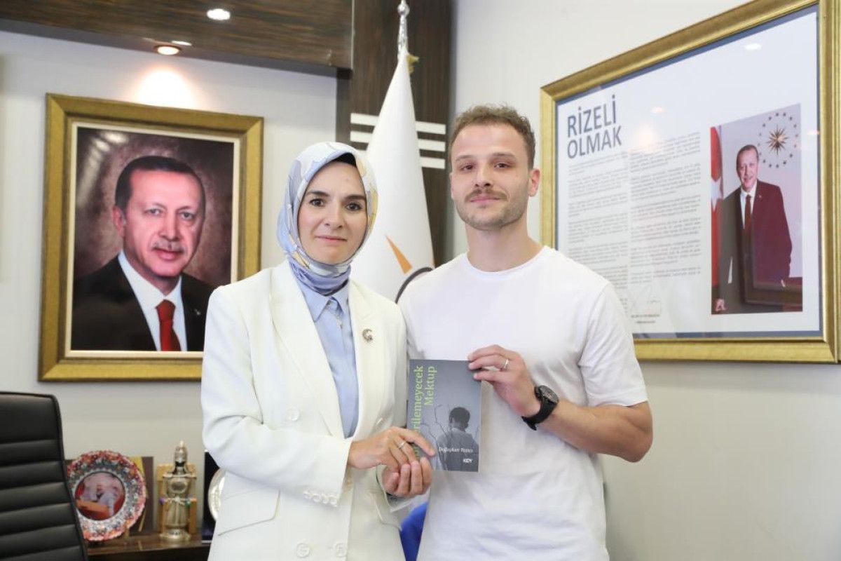 Başarı ve Geleceğe Uzanan Temenniler