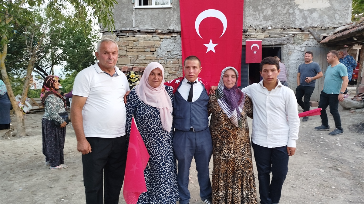 Askere Uğurlama Programı Düzenlendi