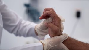 Sedef Romatizmasının Hasarını Tedaviyle Önleme Yöntemleri