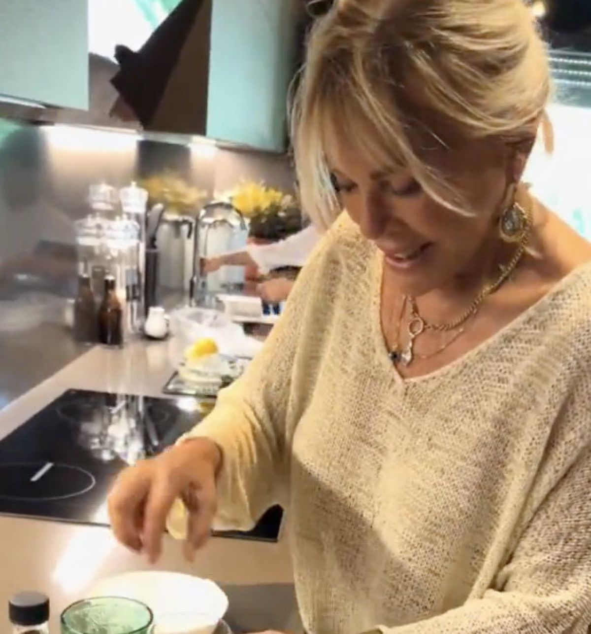 Semiramis Pekkandan Eşsiz Limonata Tarifi: Yazın Serinliği İçin En Güzel Tarif