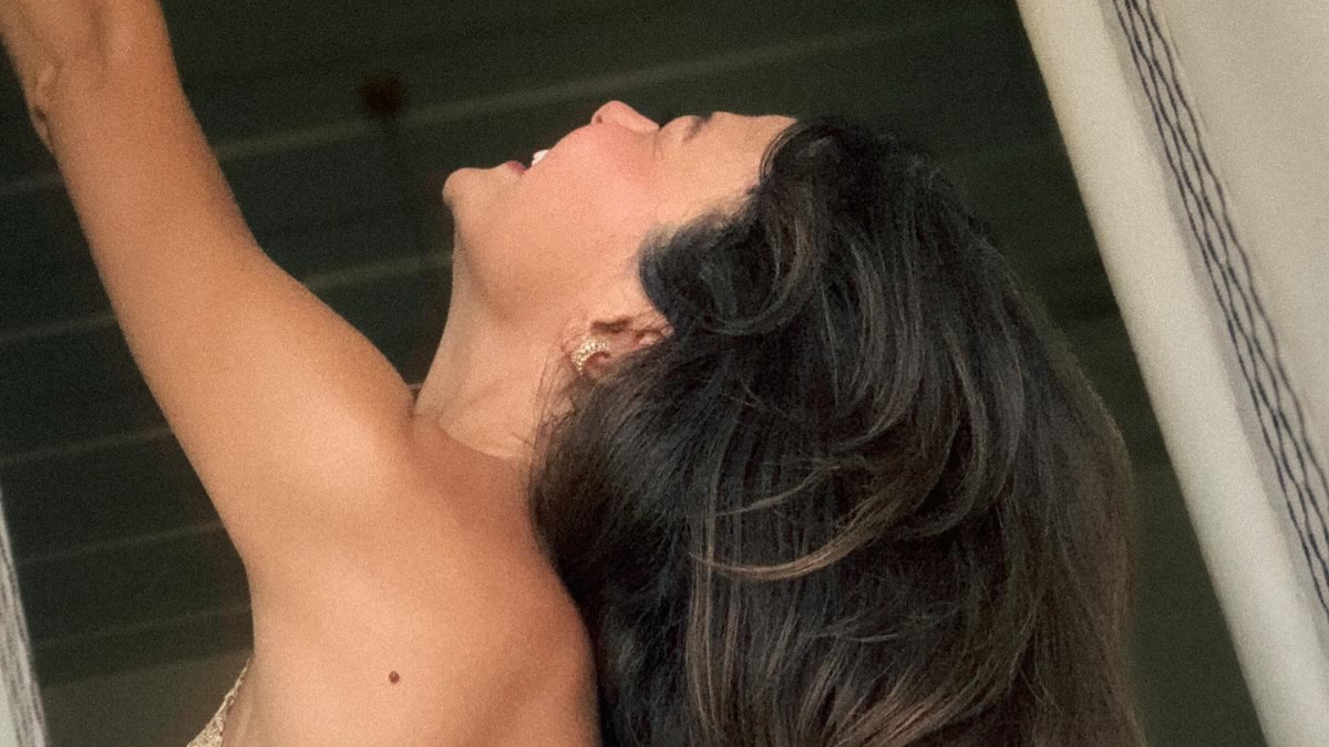 Bikinili Paylaşımlara Büyük İlgi