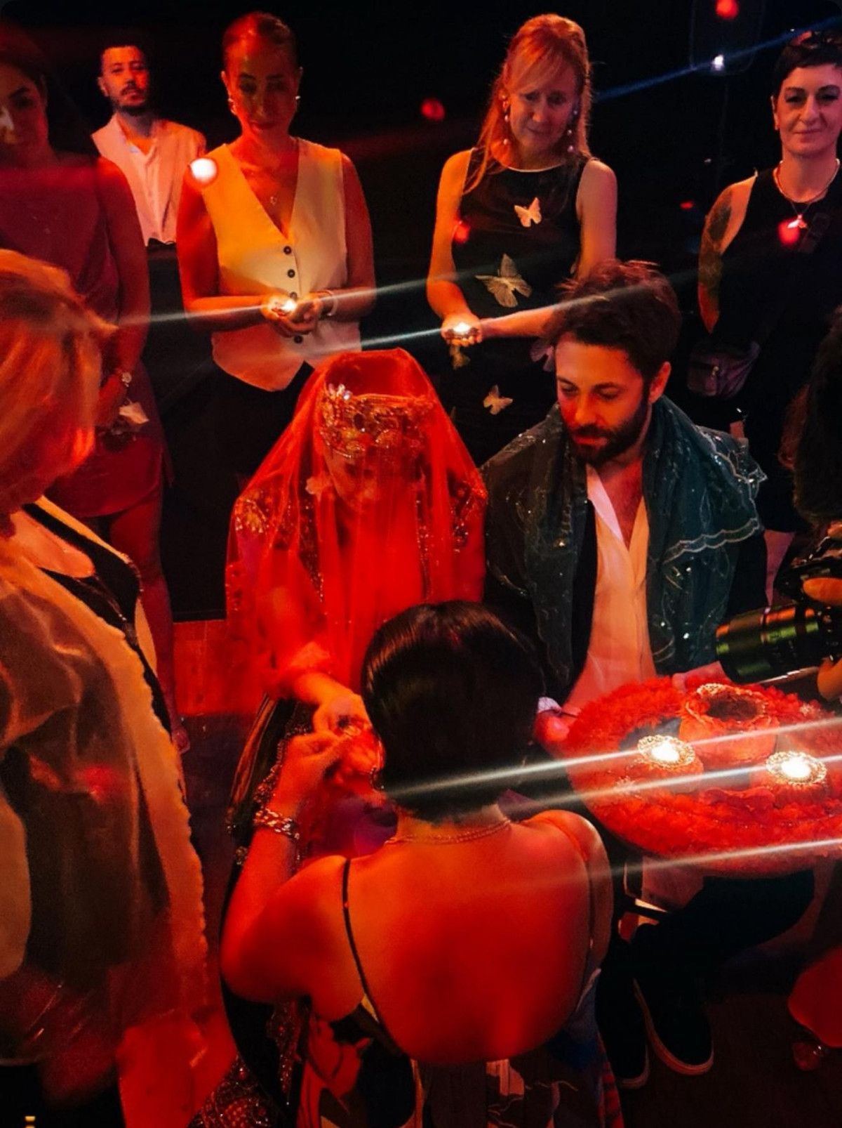 14 YILLIK ÇOK YAKIN ARKADAŞIZ