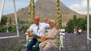 Sivasta Aşık Olduğu Dağın Eteğinde Lavanta Bahçesi Kurdu