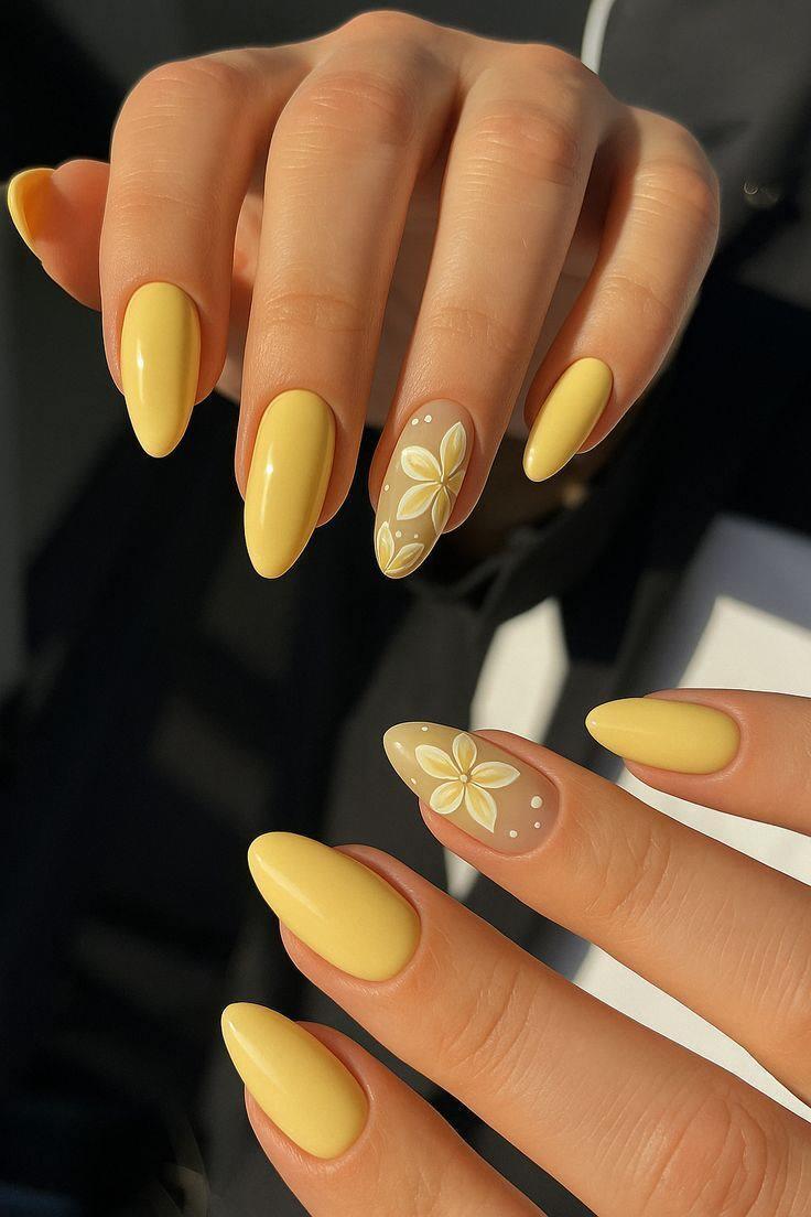 Sonbahar Renkleri ve Desenlerle Tırnaklarda Modern ve Çarpıcı Manikür Trendleri