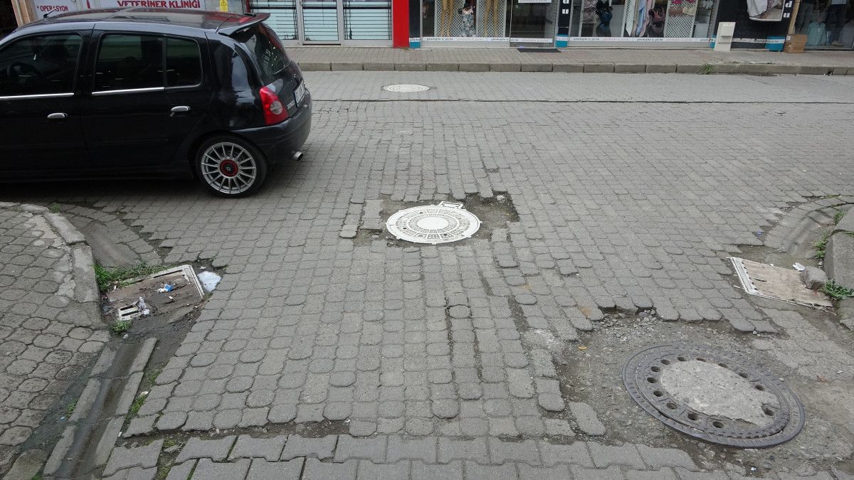 Kendi Hâline Terk Edilmiş Bir İlçe