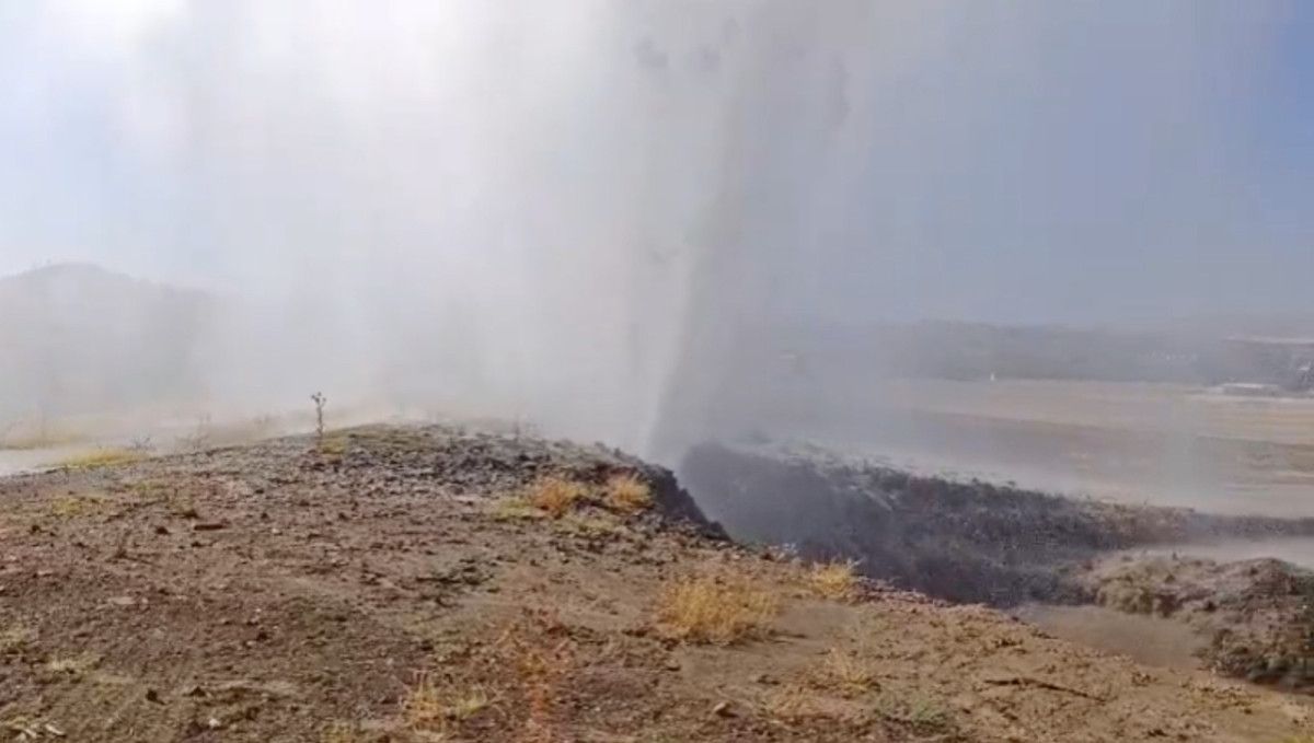 Yozgat'ta Su Borusu Patladı: Çevreye Tonlarca Su Aktı