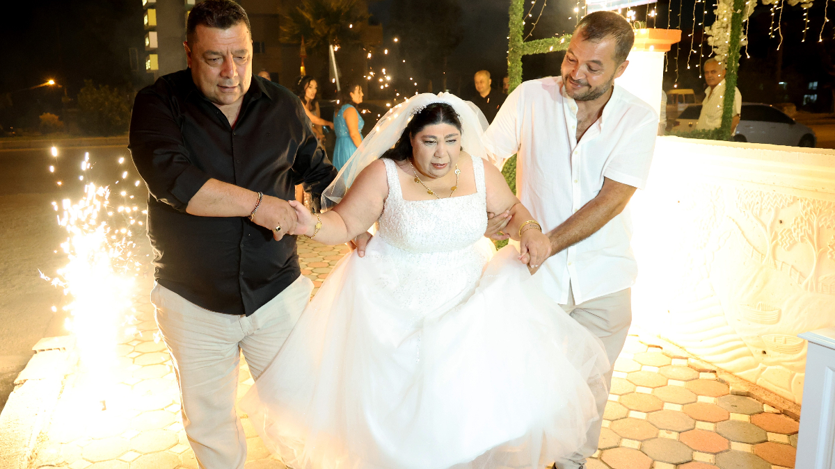 Düğünde Duygusal Anlar ve Mutluluk