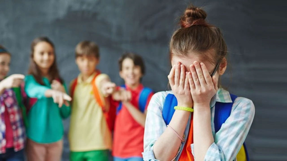 Akran Zorbalığı Nedir?