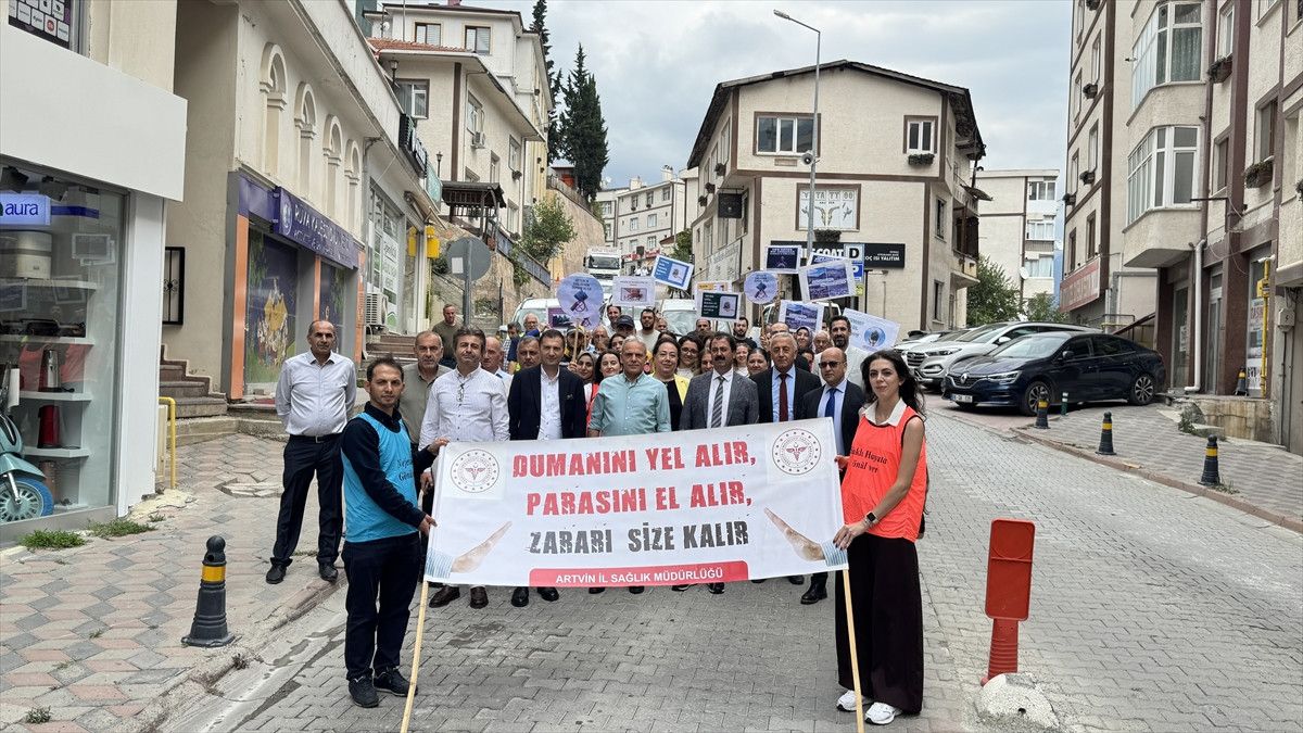 Artvinde Temiz Hava İçin Dumansız Şehir Yürüyüşü Etkinliği