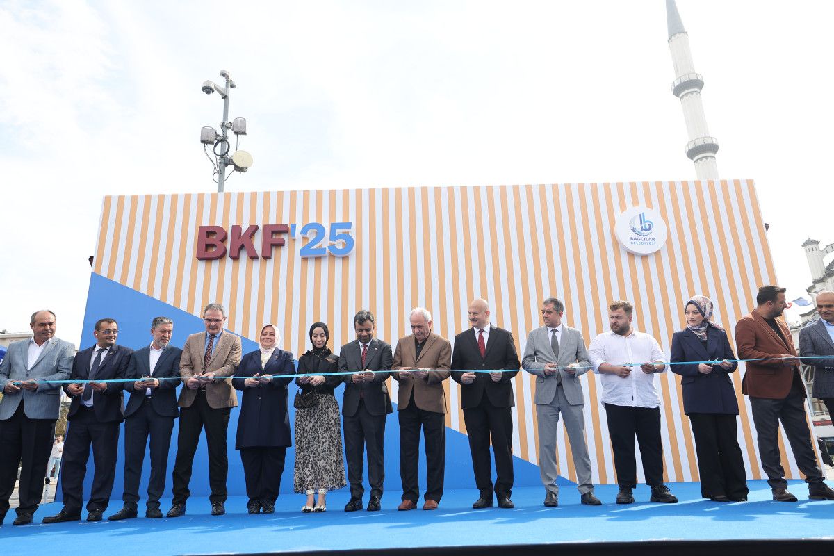 Çocuklar ve Gençler İçin Kitapla Eğlence Bir Arada