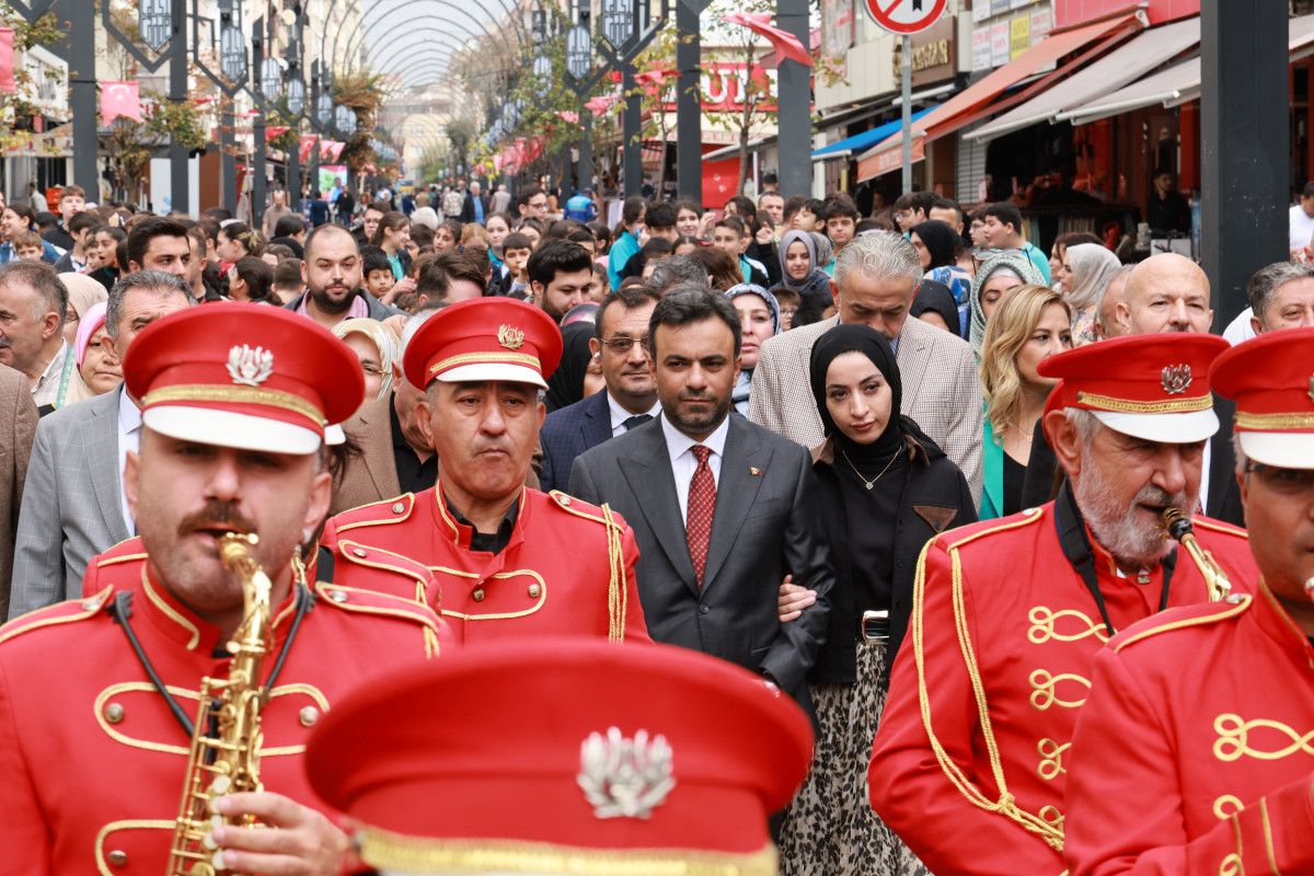 Bilgi Yarışmaları ve Ödüllü Etkinlikler