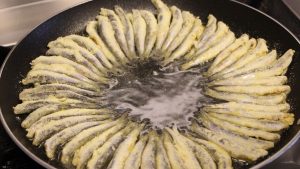 Balık Kokusu İçin Aspiratör Gibi Hızlı ve Etkili Temizleme Yöntemleri