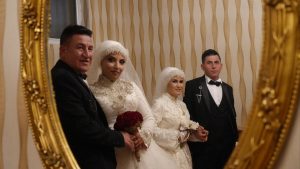 Bayburt’ta Aşk ve Kardeşlik Hikayesi: Çifte Düğünle Mutluluk Dolu Anlar