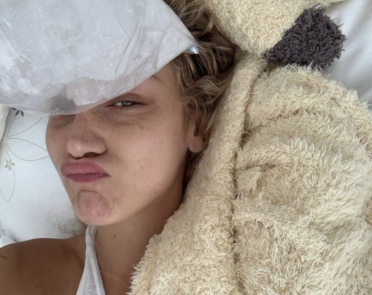 Bella Hadid'in Zor Günleri: Lyme Hastalığıyla Mücadele