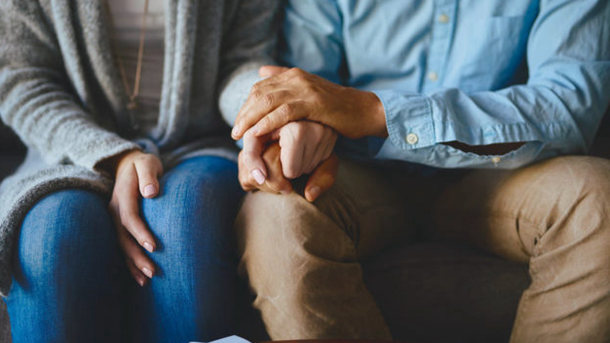 Farklı Ülkelerde Aynı Psikiyatrik Bozukluklara Sahip Eş Çiftleri