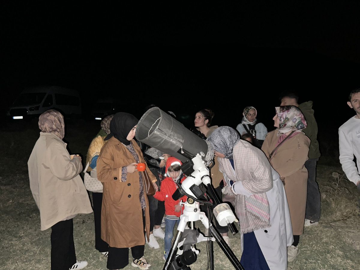 Bitlis'te Doğa ve Gökyüzü Buluşmasının Muhteşem Anları