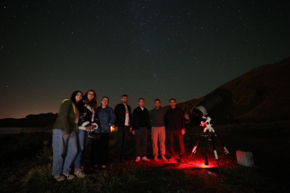 Bitlis'te Doğa ve Gökyüzü Buluşmasının Muhteşem Anları