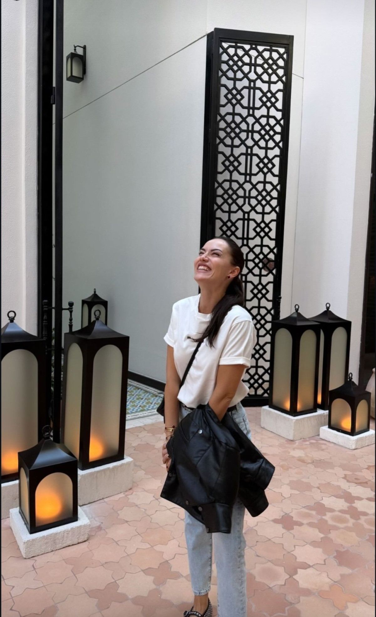 Burak Özçivit Boşanma İddialarına Ateş Püskürdü: Gerçekleri Açıklıyor