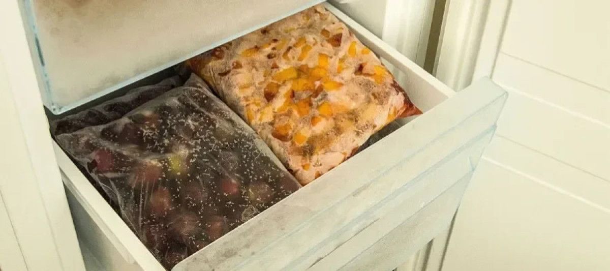 Buzluğa Koymayın! Meyvelerin Dondurulduğunda Bozulma Nedeni ve İpuçları