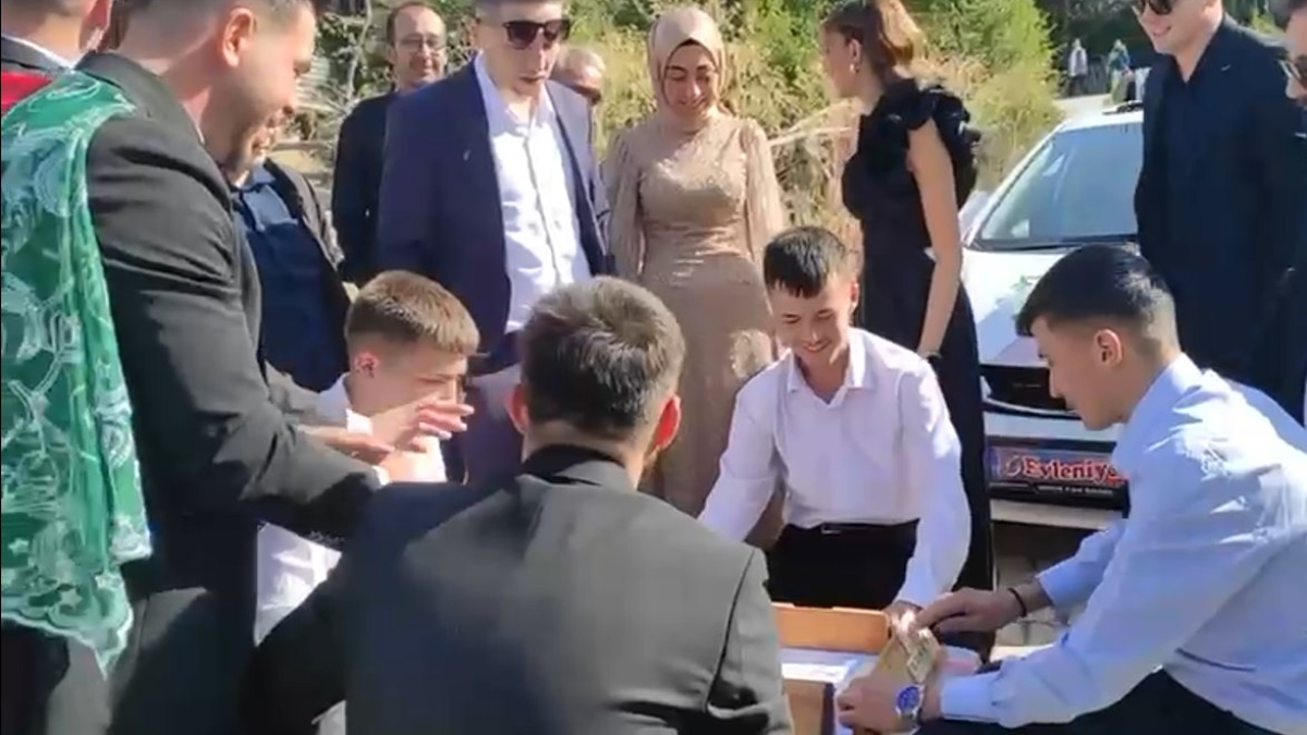 Bahşiş Karşılığında Okey Masası Kaldırıldı