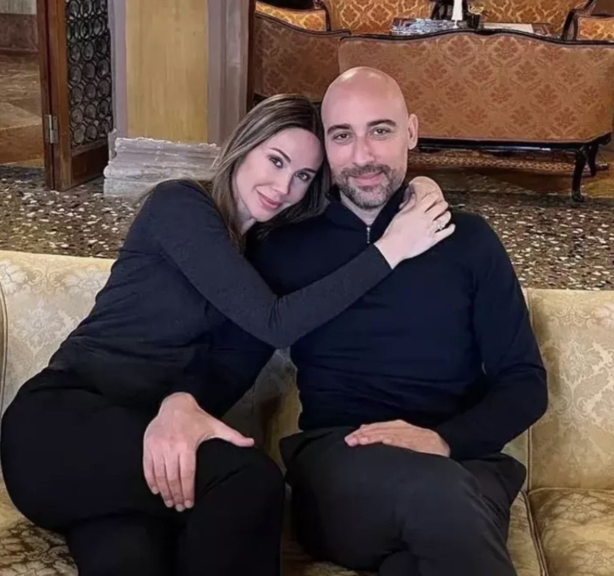 Demet Şener ve Tolga Arman Ayrılığıyla Sarsıldı: Yeni Başlangıçlar mı?
