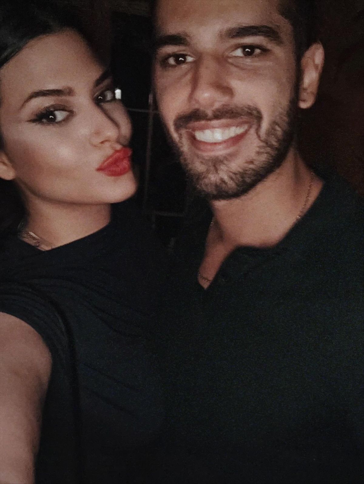 Sosyal Medyada Aşk Dalgası