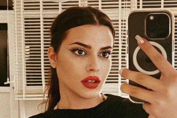 Derin Taludan’dan Yeni Aşk Paylaşımı! Sevgilisiyle Birlikte Yeniden Poz Verdi